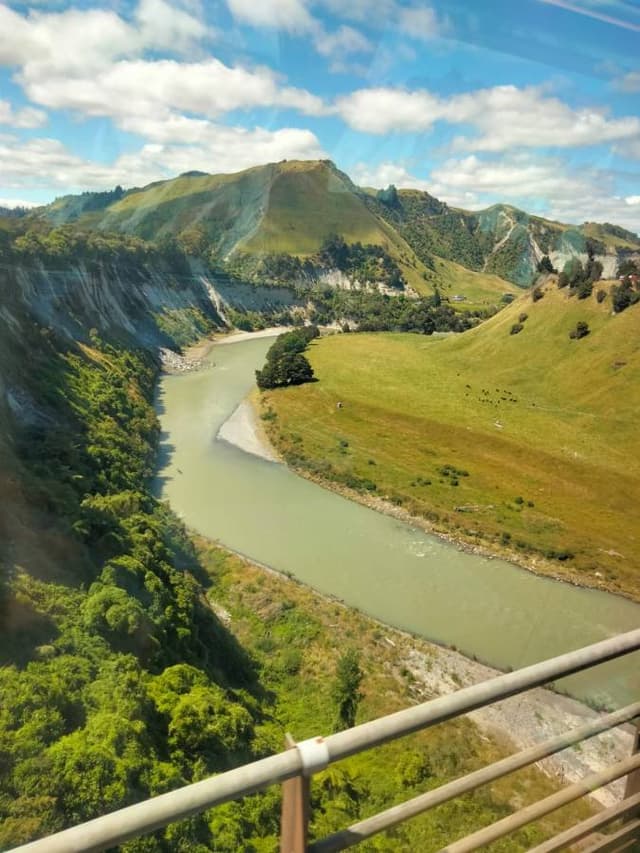 Photo 2 by Peter S. about renting a Mazda Demio in Wellington (1/19/23)