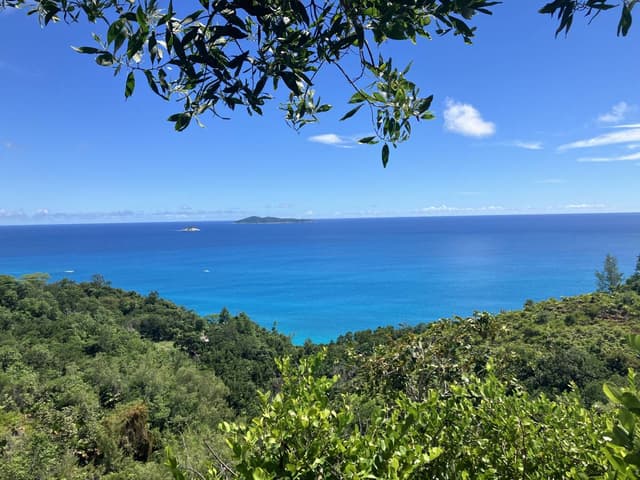 Photo 12 by Kenton S. about hiring a Hyundai Grand i10 in Victoria (13.05.24)