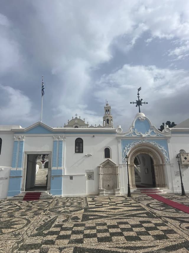 Photo 8 by Lisa B. about renting a Toyota Yaris at Tinos Port (6/17/24)