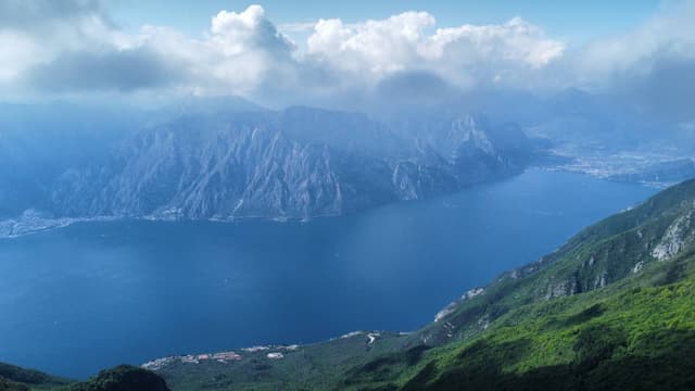 Photo 4 by Krystian B. about renting a Mitsubishi ASX in Italy (5/20/25)