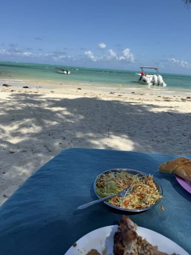 Photo 5 par Sandra M. sur la location d'un Suzuki S-Presso au Bel Ombre (14/09/25)