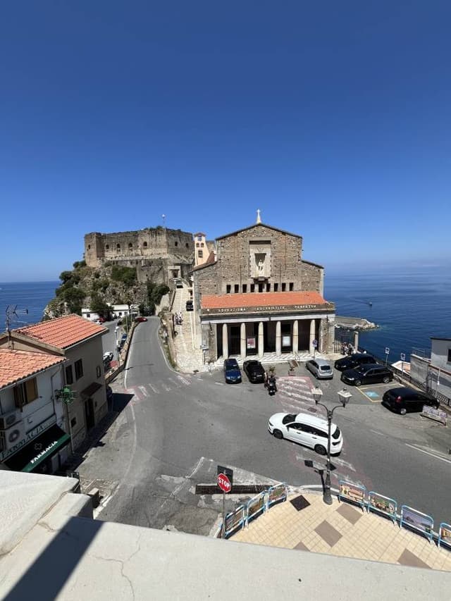 Photo 4 by Irena Z. about renting a Fiat 500 in Italy (5/5/25)