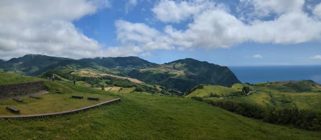Photo 8 by Trent T. about hiring a Kia Rio at Ponta Delgada Airport (13.07.25)