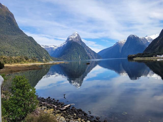 Photo 8 by Neil W. about hiring a MG ZST in Queenstown (30.10.24)