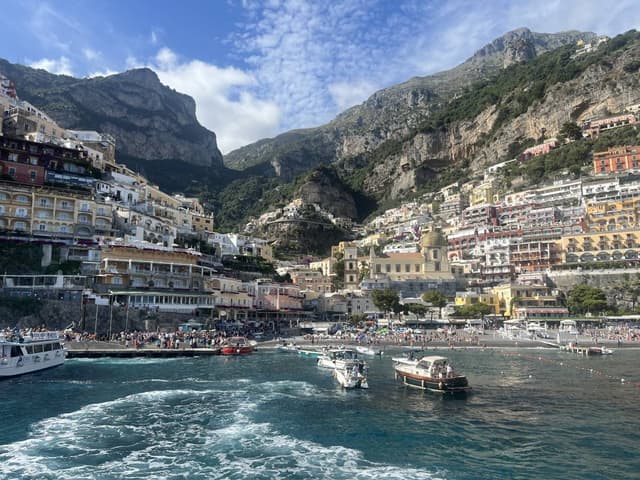 Photo 7 by Jose Manuel R. about renting a Fiat 500X at Naples Train Station (6/24/24)