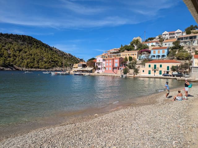 Photo 6 by antoinette V. about renting a Volkswagen Up in Kefalonia (10/19/24)