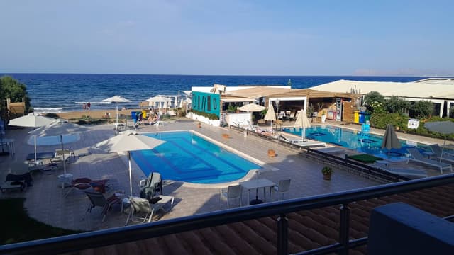 Fotografia 3 realizată de petru ciprian L. (20.10.25)