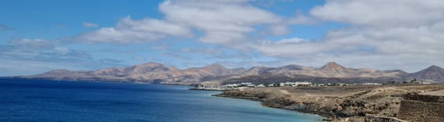 Photo 2 by Keith D. about hiring a Toyota Yaris at Lanzarote Airport (03.05.25)
