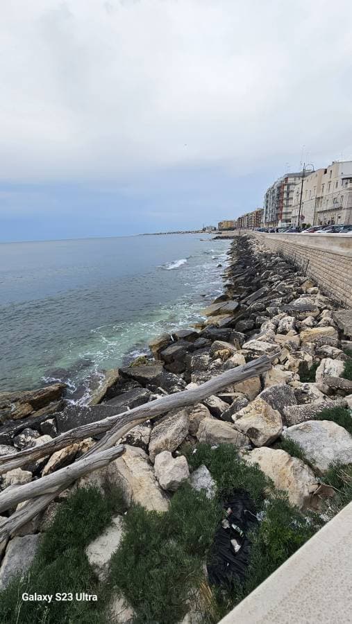 Zdjęcie 5 wykonane przez Grzegorz K. dotyczące wynajmu Fiat 500X w na Lotnisku Bari dnia (24.05.25)