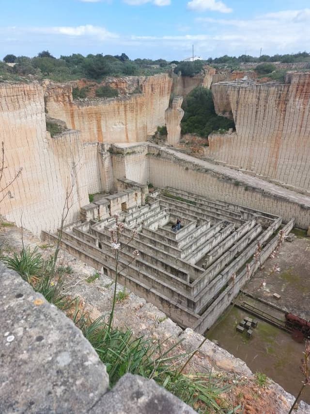 Foto 7 de Nazario S. (25/3/26)