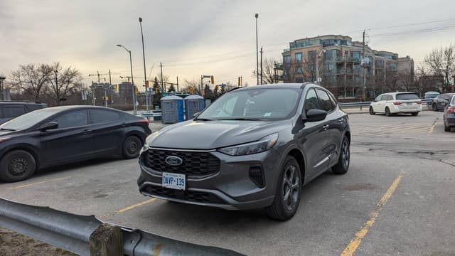 Photo by Kenneth R. about renting a Nissan Rogue in Toronto (4/6/24)