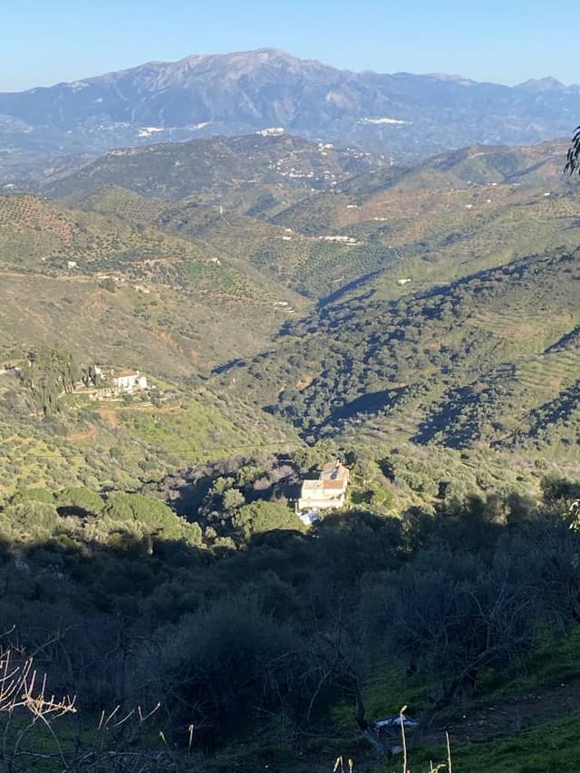 Photo 3 by Jeremy H. about hiring a Renault Clio in Spain (03.02.25)