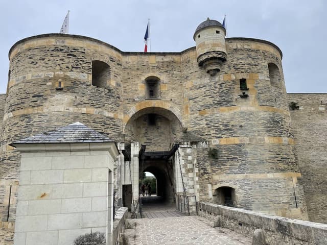 Photo 8 by Bryan R. about renting a Opel Corsa in France (9/28/25)