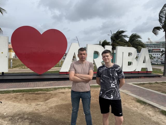 Фото 3 от Serhii Y. об аренде Kia Carens в Ораньестад (08.06.25)