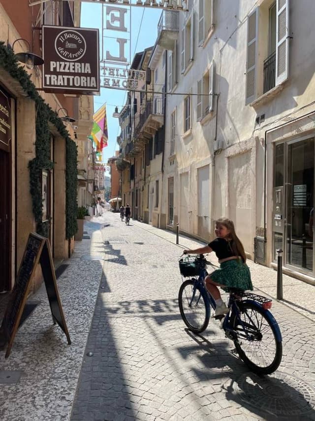 Photo 4 by Jay L. about hiring a Fiat 500X in Verona (06.04.25)