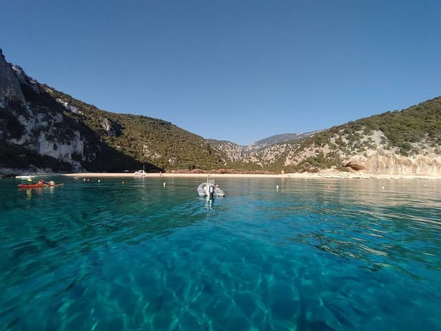 Photo 6 by Cristian B. about renting a Fiat 500 at Alghero Fertilia Airport (7/16/24)