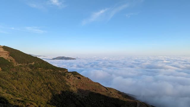 Photo 9 by Ragnar L. about renting a Renault Clio in Funchal (11/27/23)
