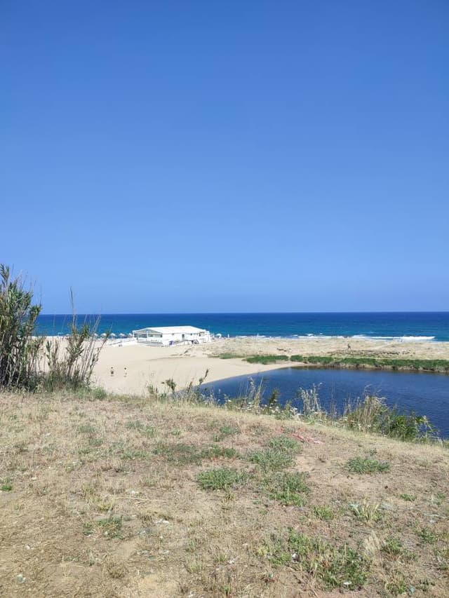 Photo 1 par Patrick D. sur la location d'un Volkswagen Golf en Sardaigne (15/06/25)