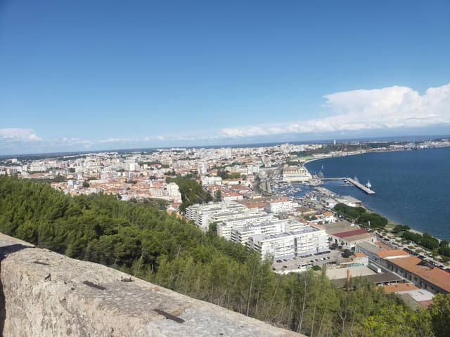 Photo 1 by Victor W. about hiring a Volkswagen Up in Lisbon (15.09.23)