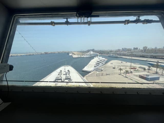 Photo 4 by Gareth K. about hiring a MG 5 in Dubai (04/07/24)