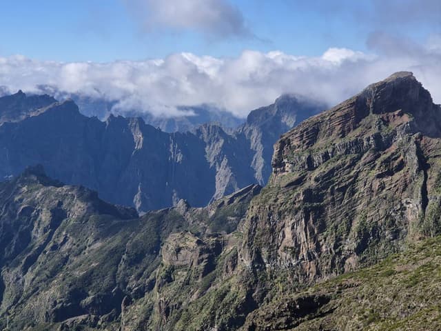 Photo 4 by Gabor S. (12/6/25)