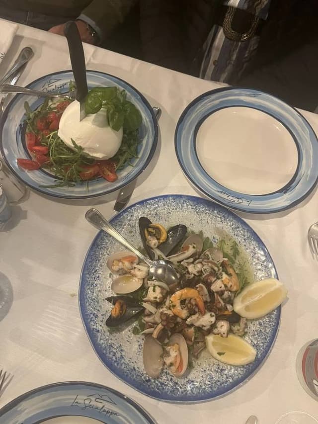 Foto 7 di yeny G. sul noleggio di una Toyota Aygo a Napoli (13/05/24)