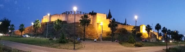 Photo 7 by Dragos V. about renting a Seat Ibiza in Lisbon (7/7/25)