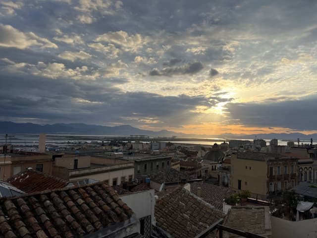 Фото 5 от Iryna M. об аренде Toyota Yaris в аэропорту Альгеро (14.05.24)