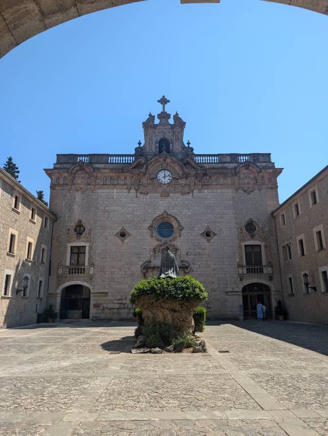 Photo 5 by Robert S. about hiring a Toyota Aygo in Majorca (18.08.25)