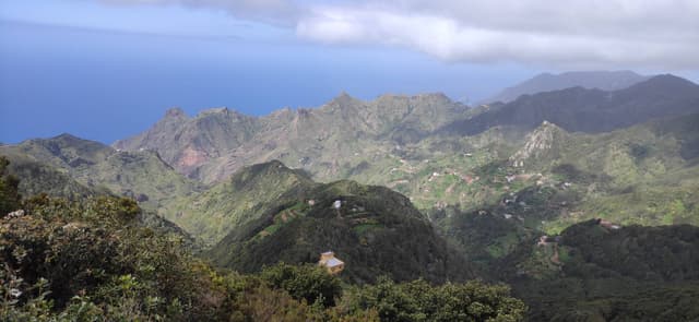 Фото 10 от STETS O. об аренде Hyundai i10 в Тенерифе (08.05.25)