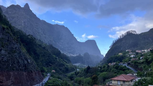 Photo 2 by Johannes M. (5/21/26)