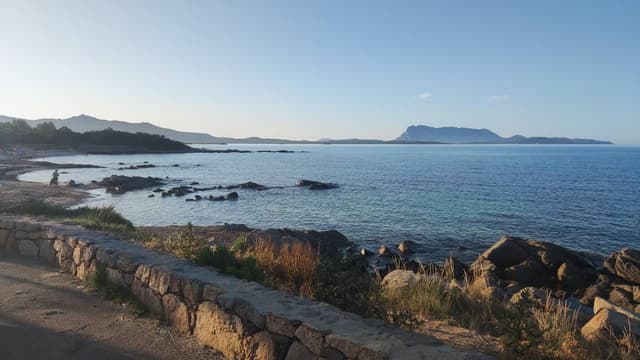 Foto 3 van ludo H. over het huren van een Peugeot 108 op Sardinië (13-7-24)