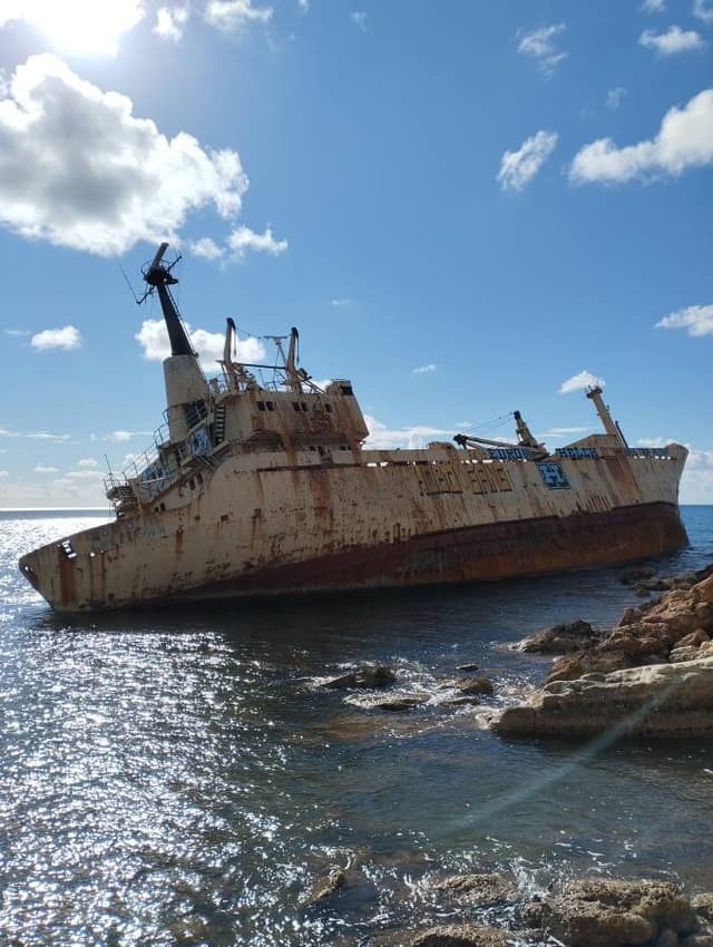 Zdjęcie 7 wykonane przez Jaroslaw P. dotyczące wynajmu Volkswagen Up w na Lotnisku w Pafos dnia (31.01.25)