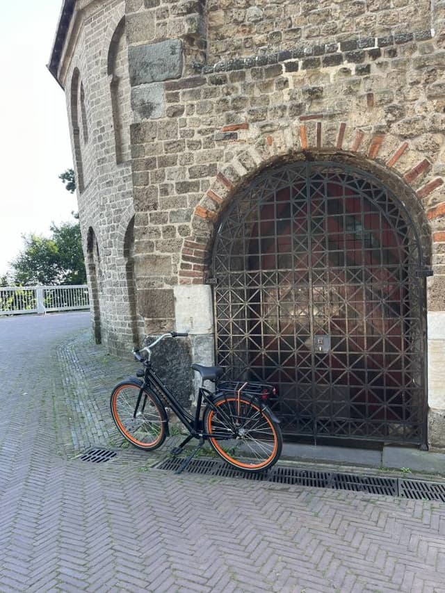 Photo 2 by Heidi W. about renting a Ford Fiesta in Amsterdam (7/30/24)