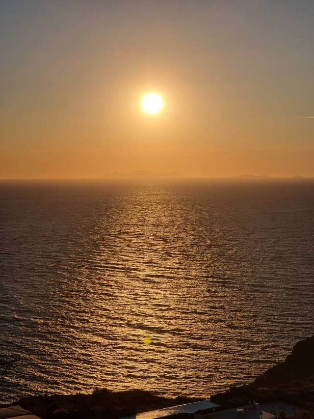 Photo 2 by Paulo F. about renting a Citroen C1 at Santorini Port (7/17/22)