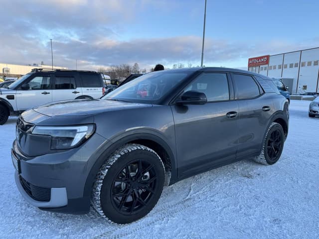 Photo 2 by Levente Erno O. (2/9/26)