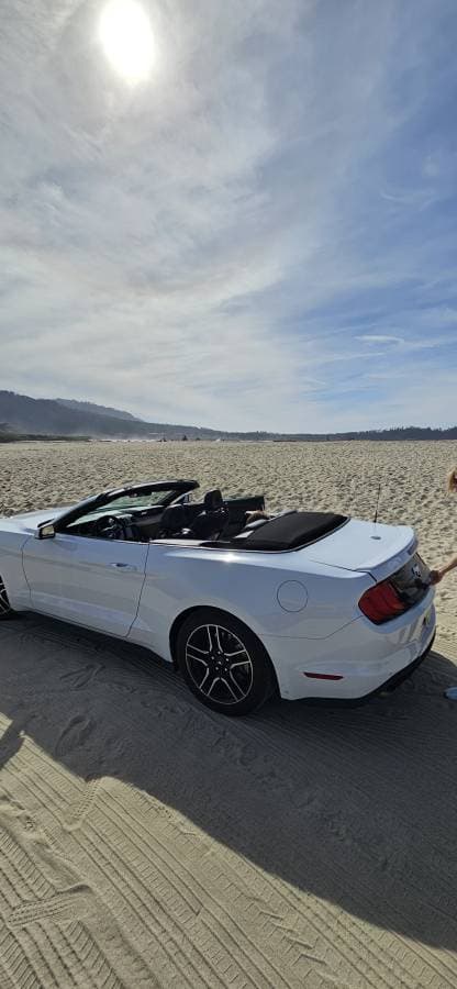 Фото 2 от Roman N. об аренде Ford Mustang Cabrio в аэропорту Сан-Франциско (21.02.24)