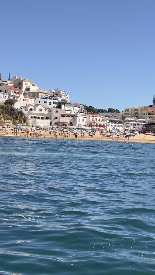 Photo 6 by Sadja B. about hiring a SEAT Arona in Faro (26/08/26)