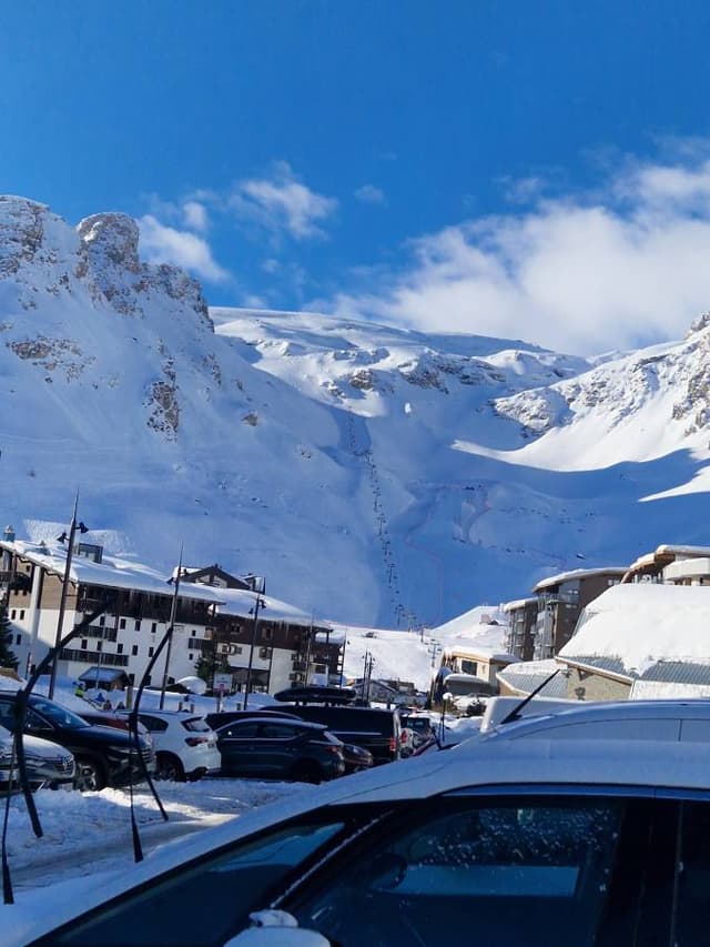 Photo 2 by Wayne C. about hiring a Volkswagen Up at Geneva Airport (16/03/24)