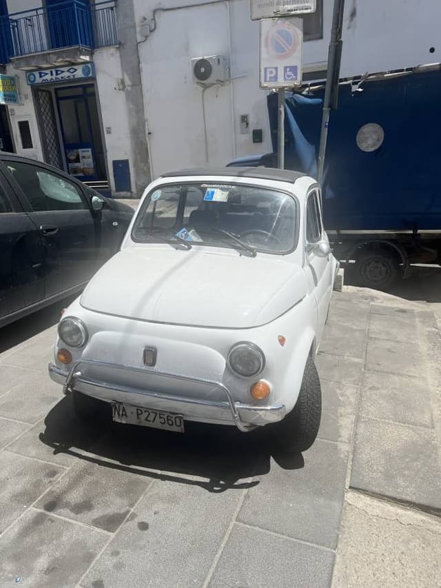 Photo 8 by Jose Manuel R. about renting a Fiat 500X at Naples Train Station (6/24/24)