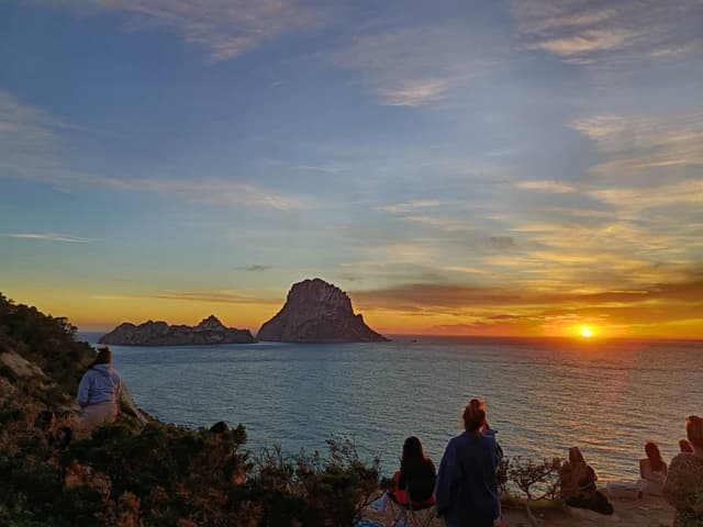 Photo by Rolandas M. (10/28/25)