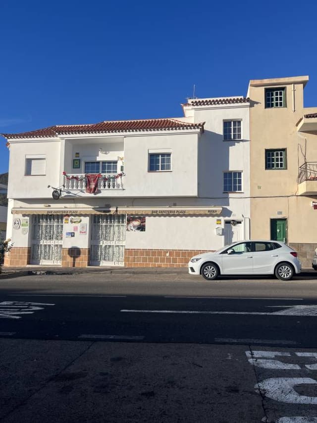 Photo 4 by Zofia K. about renting a Toyota Yaris at Tenerife Airport South (12/23/24)