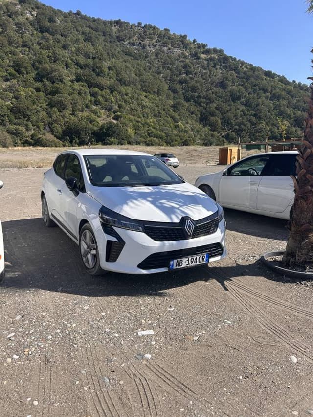 Photo 5 by Marian P. about renting a Hyundai i20 in Tirana (9/28/24)
