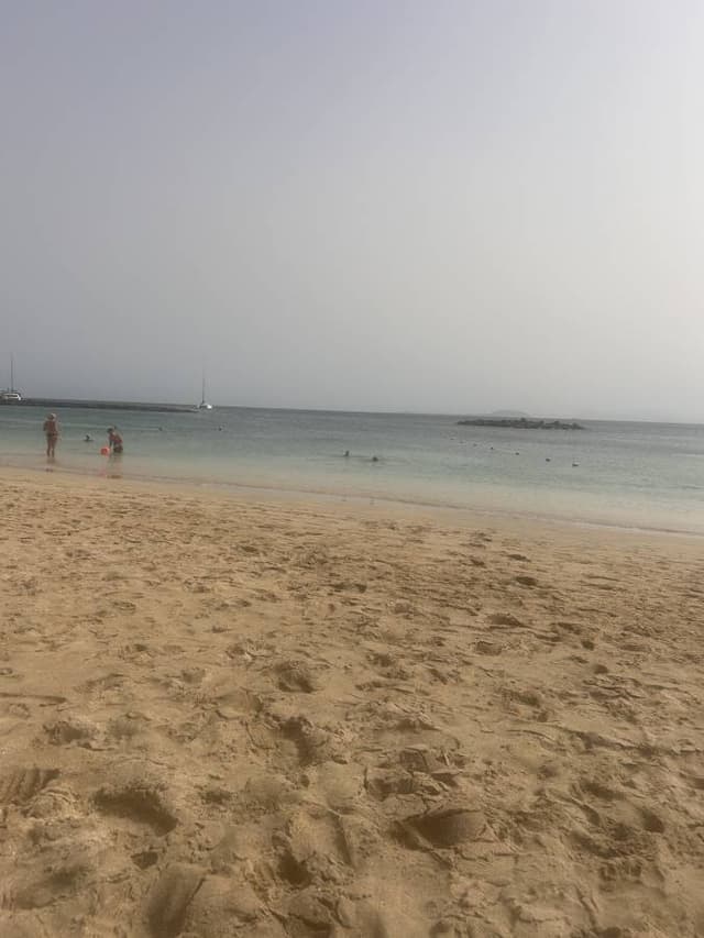 Photo 5 by Leanne R. about hiring a Seat Ibiza at Lanzarote Airport (19.03.24)