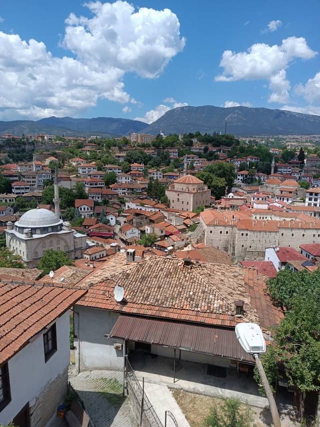 Murat E. tarafından 5 fotoğraf (06.07.24)