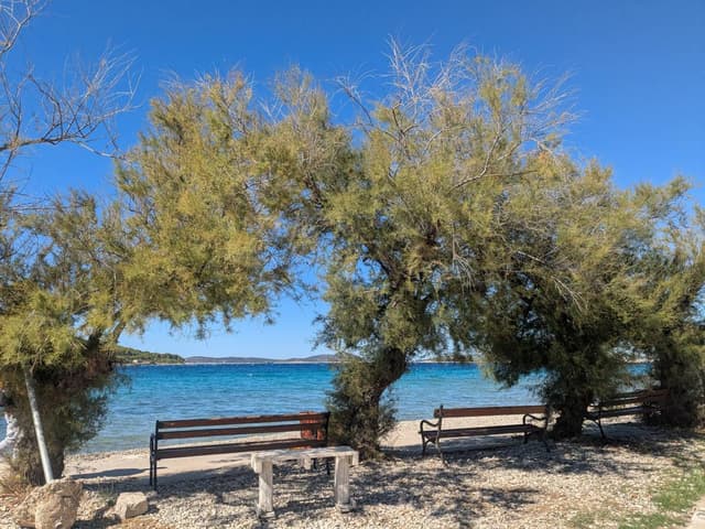 Photo 5 by Paul Andrew M. about hiring a Opel Corsa in Split (29/09/26)