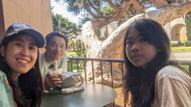 Photo 2 by Thao N. about renting a Ford Focus at Los Angeles Airport (6/27/24)
