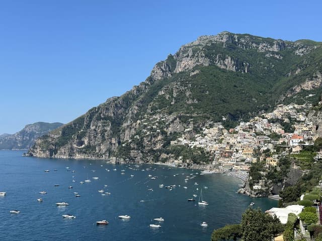 Photo 3 by Iurii I. about renting a Opel Mokka in Naples (5/19/24)