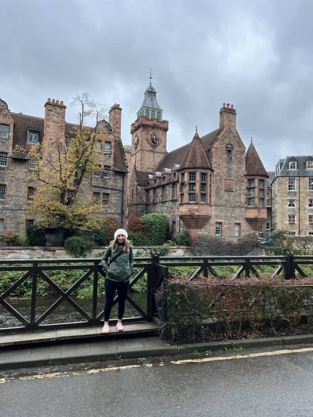 Photo 8 by Lauren R. about renting a Ford Focus at Edinburgh Airport (10/13/24)