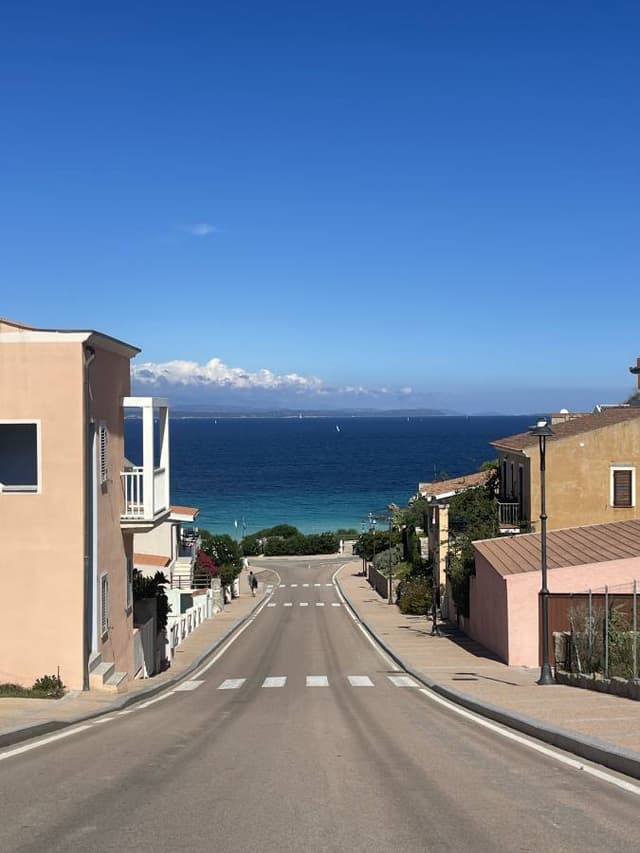 Photo 6 par Hugo G. sur la location d'un Fiat 500X à Olbia (26/09/24)